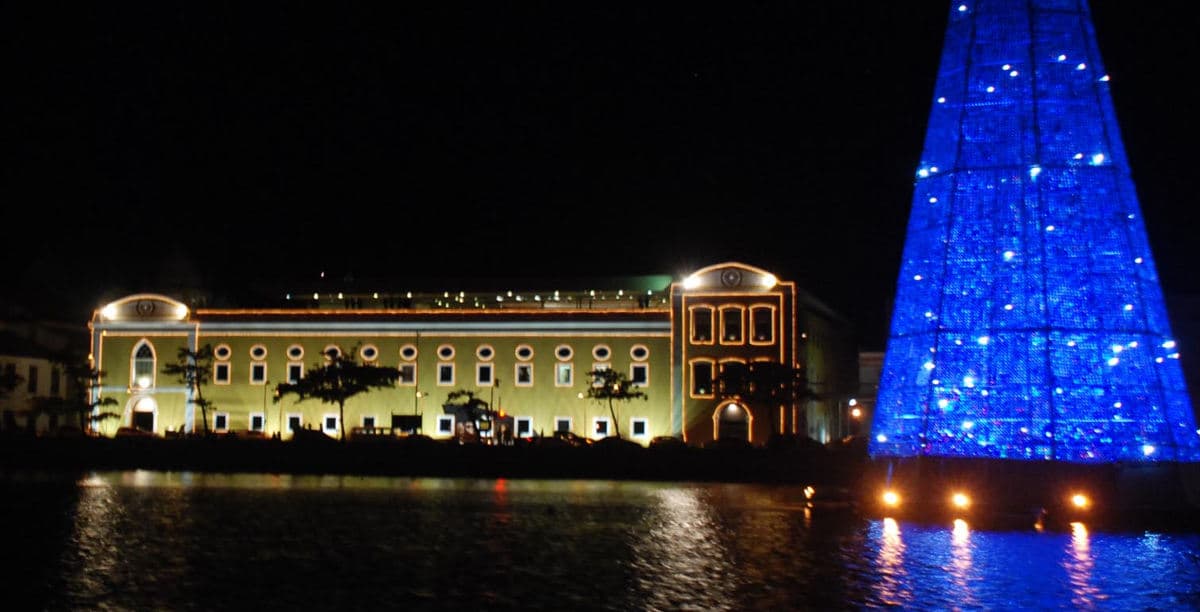 Paço Alfandega Shopping in Recife, Brazil. Photo by: Paulo Camelo.