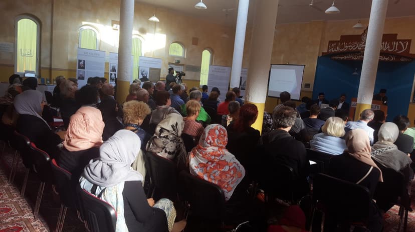 Muslim community- in koblenz, Germany. Women wearing hijab. Photo by: Tanveer