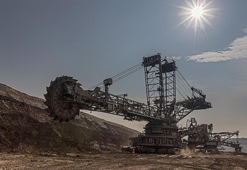 Open pit mining, carbon, brown coal, industry. Image with Public Domain Certification.