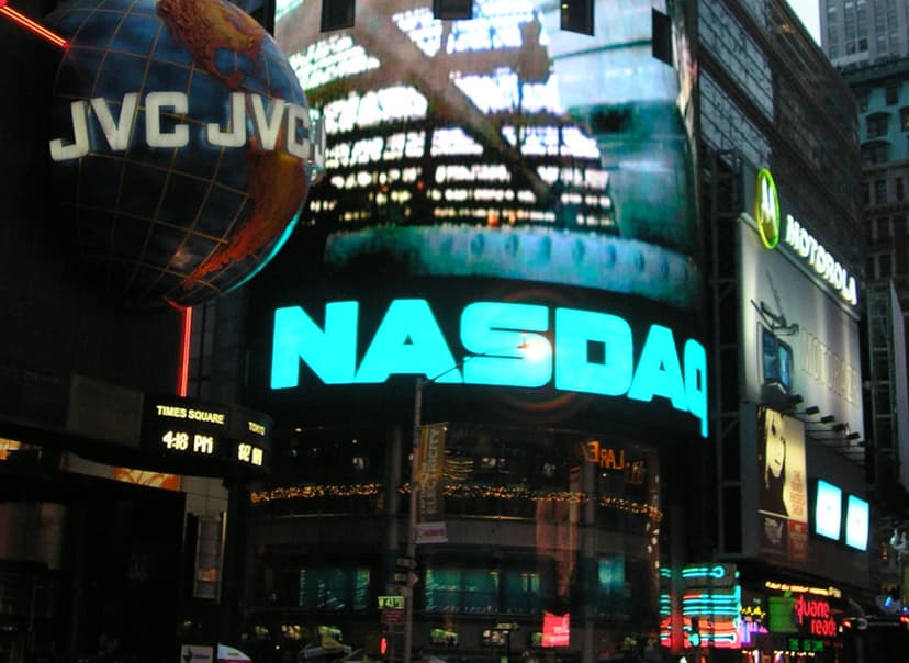 NASDAQ Composite Bullish Momentum With A 13% Jump In The Last 21 Sessions