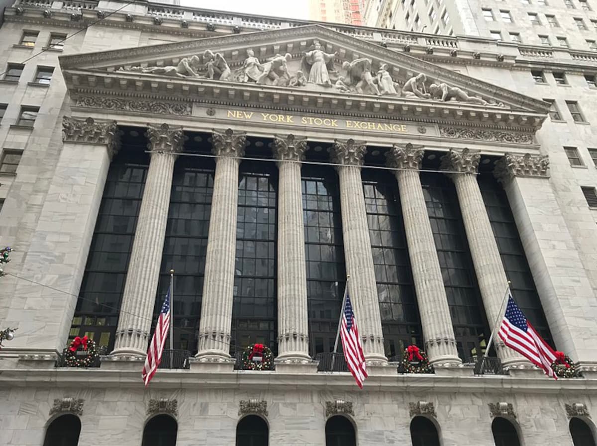 NYSE Composite Jumps By 7% In The Last 21 Sessions