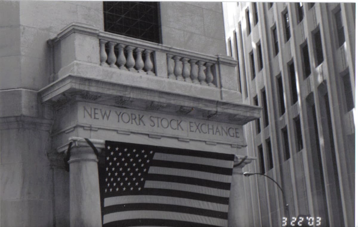 NYSE Composite Falls By 6% In The Last 21 Sessions