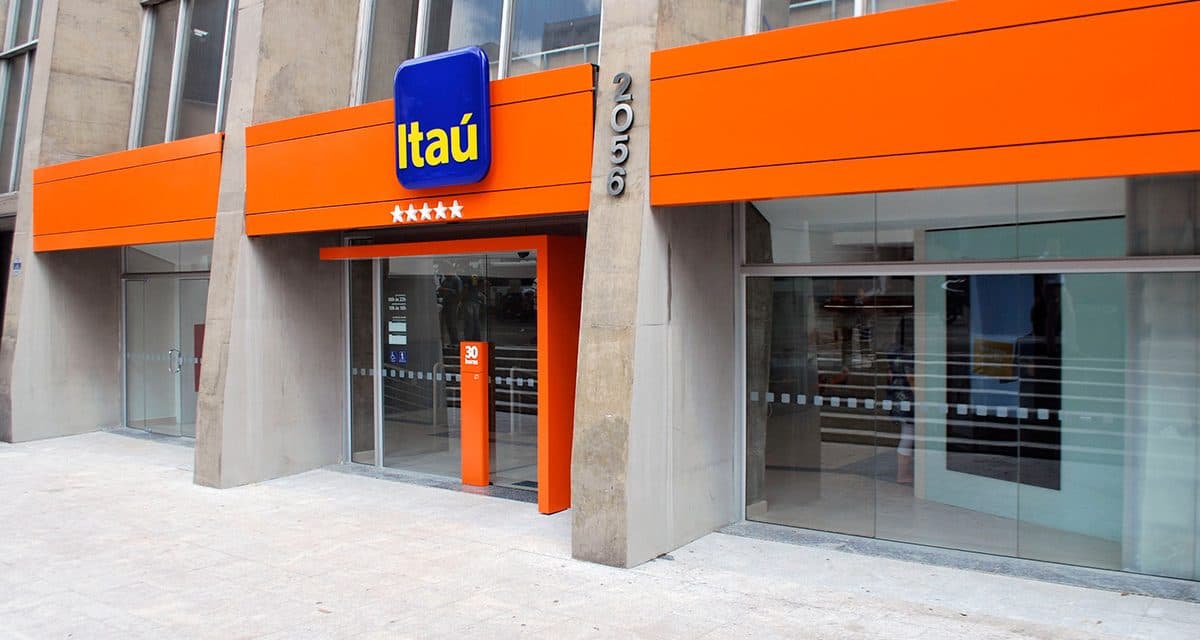 Itau Unibanco  And 5 Other Stocks Have High Sales Growth And An Above 3% Return on Equity