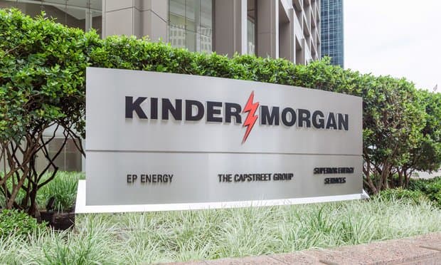 Stock Market Rises Amid Hopes of Recovery, But AI-Driven Valuations Remain Concerning