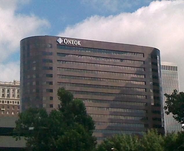 ONEOK  And 6 Other Stocks Have High Sales Growth And An Above 3% Return on Equity