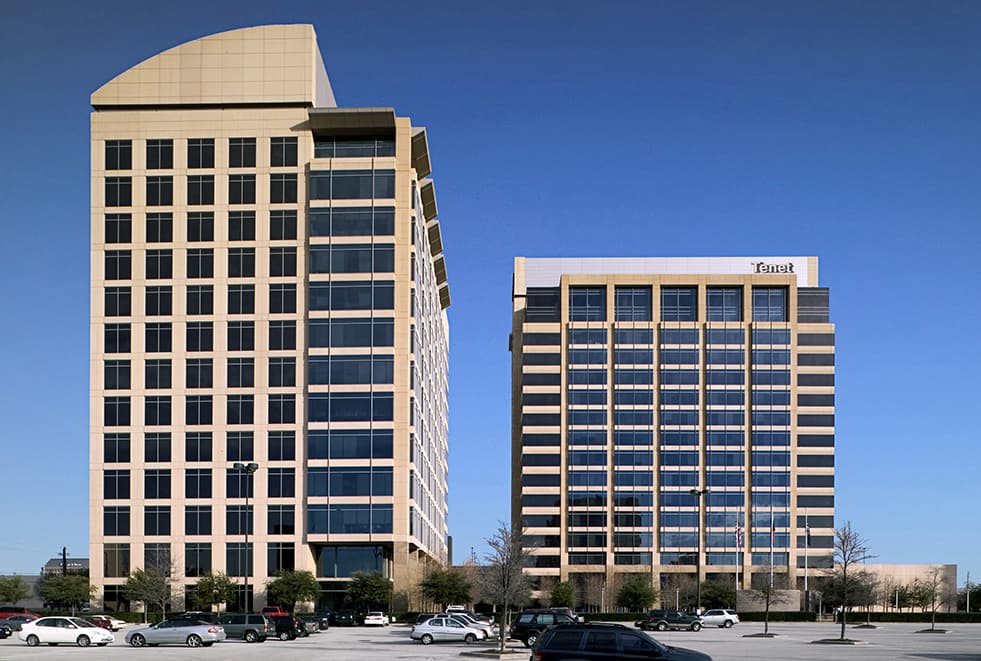 Tenet Healthcare  And 3 Other Stocks Have High Sales Growth And An Above 3% Return on Equity