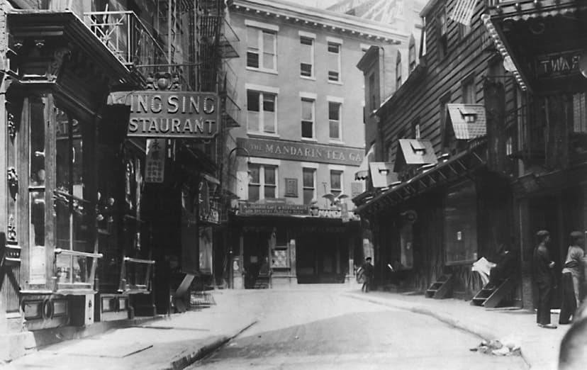 USD/CAD Sits Near One-week Top, Eyes US Macro Data And FOMC Minutes For Fresh Impetus: (USDCAD) Bearish Momentum With A 1% Fall In The Last 21 Sessions