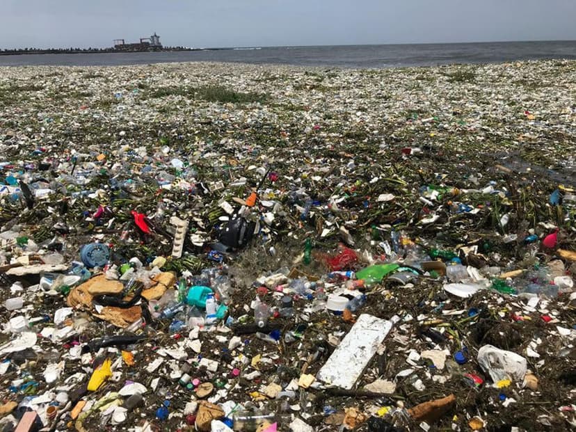 Plastic pollution on the shores of Montesinos beach, Santo Domingo, in the Dominican Republic. Photo by: Parley for the Oceans.